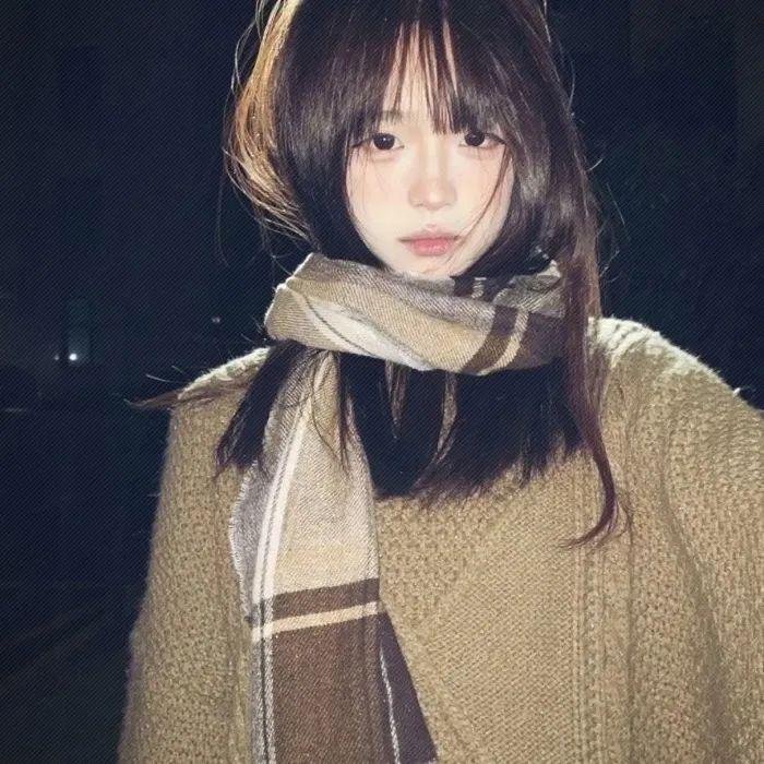 午夜下的刺花